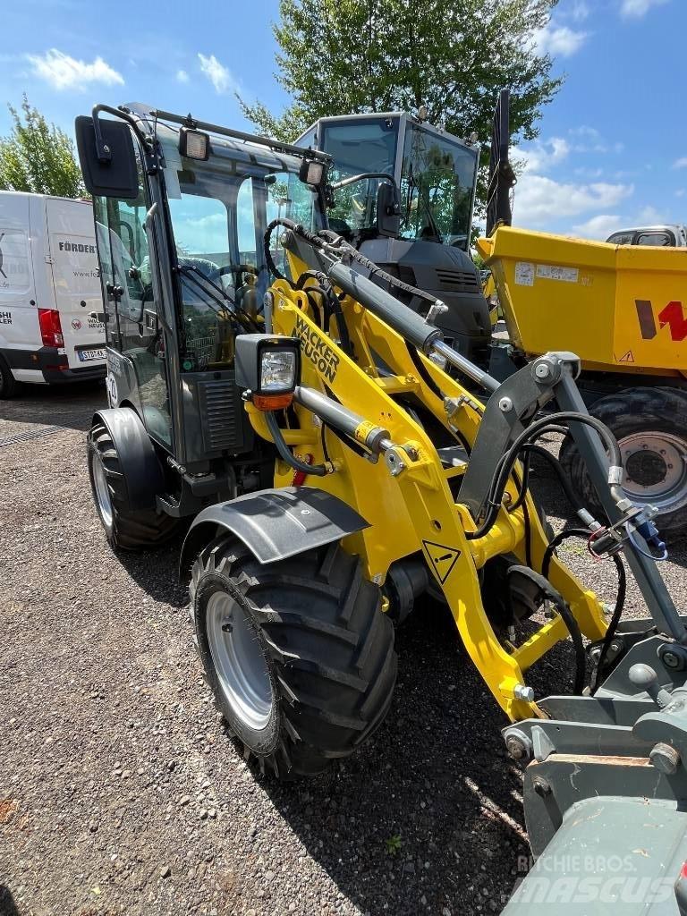 Wacker Neuson WL 25 Kolesni nakladalci