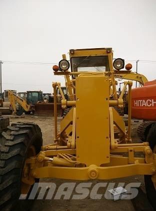 Komatsu GD 661 Grederji