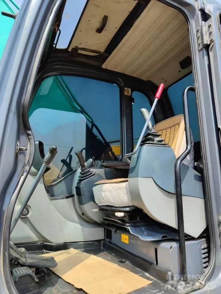 Kobelco SK 260 Bagri goseničarji