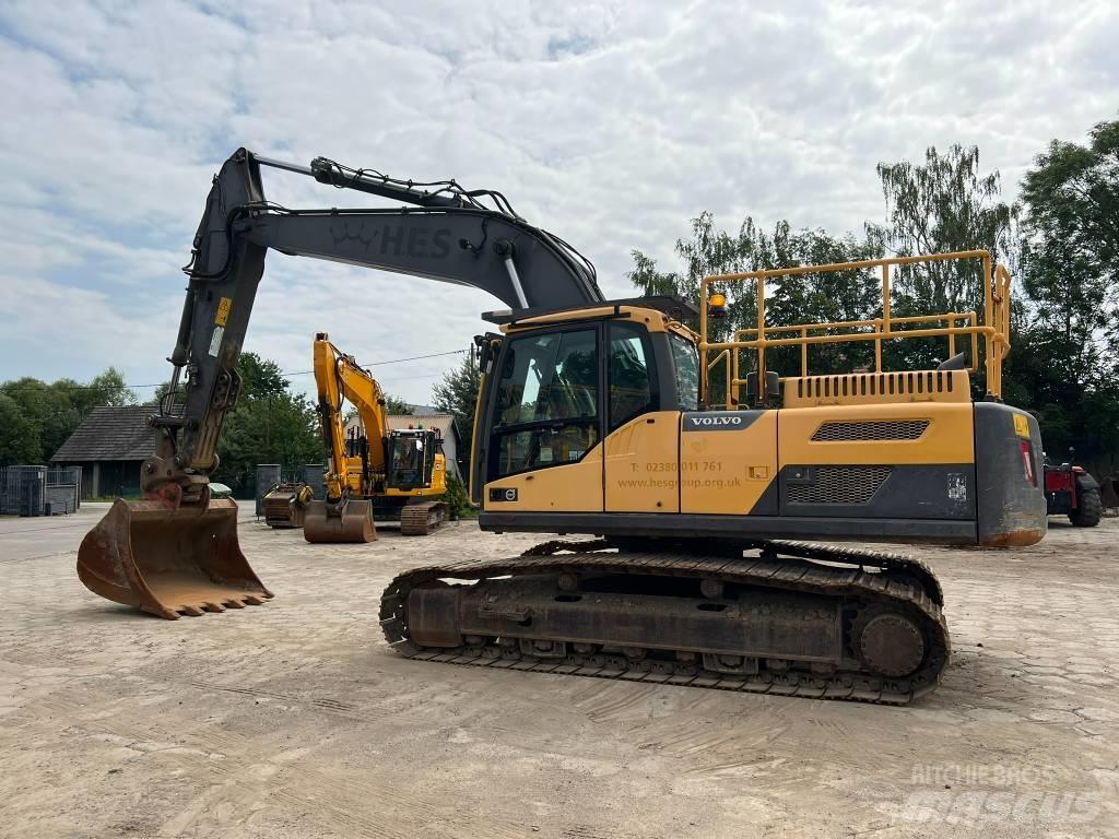 Volvo EC 250 D L Bagri goseničarji