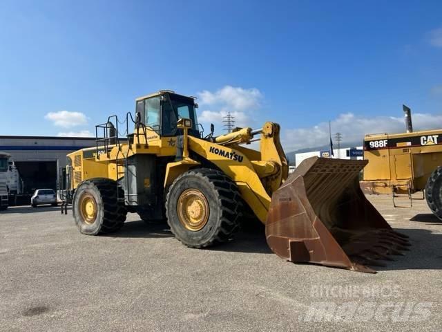 Komatsu WA 600-6 Kolesni nakladalci