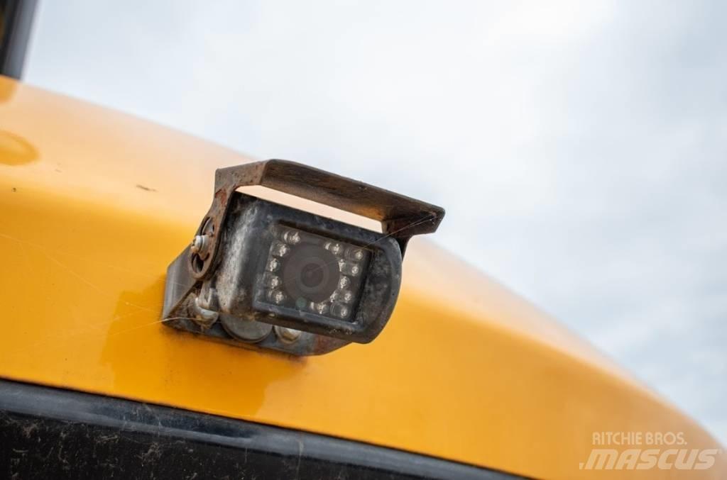 JCB 100 C-1 Midi bagri 7t – 12t