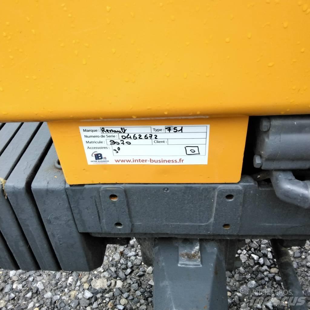 Renault 751 4s Traktorji