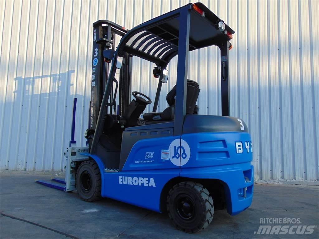  ECB25C Električni viličarji
