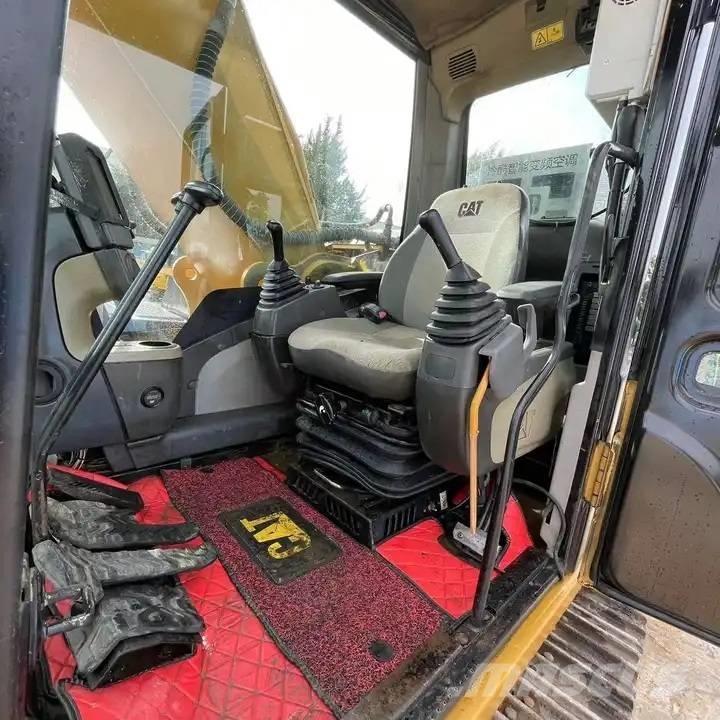 CAT 330D Bagri goseničarji