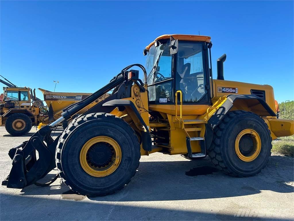 JCB 456ht Kolesni nakladalci
