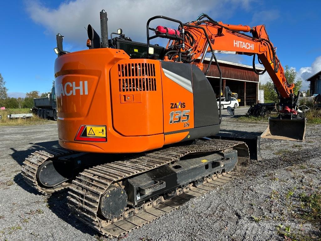 Hitachi ZX 135 US-7 Bagri goseničarji