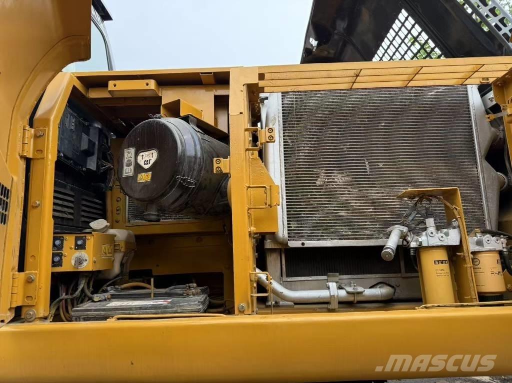 CAT 330 D Bagri goseničarji