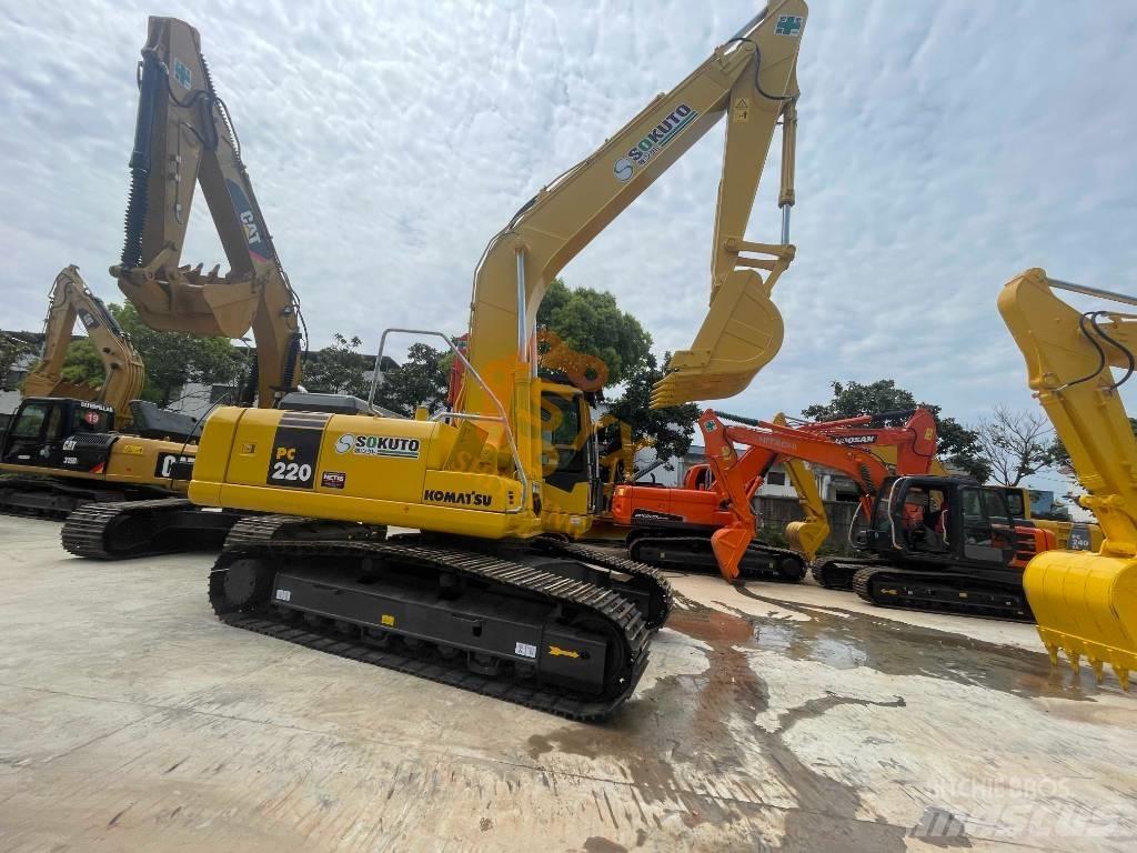 Komatsu PC 220 Bagri goseničarji