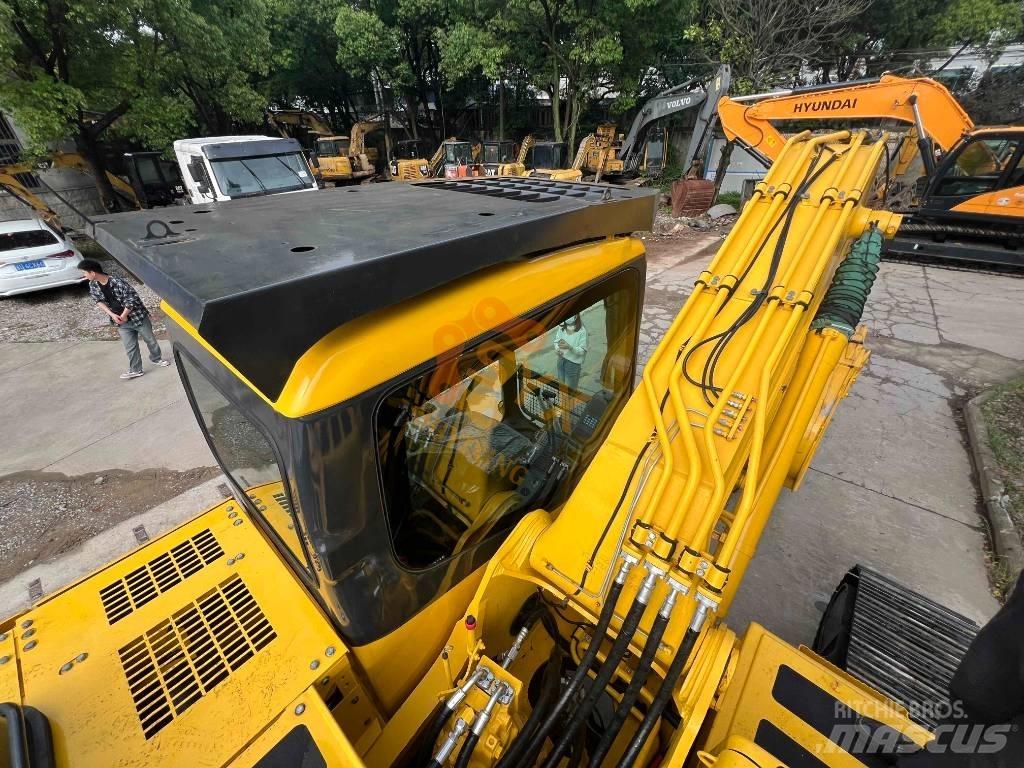 Komatsu PC 220 Bagri goseničarji