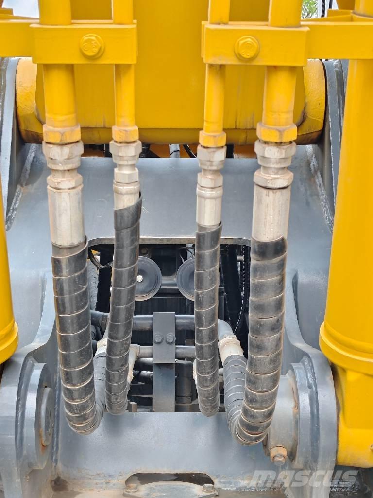 Kobelco SK 200 D Bagri goseničarji