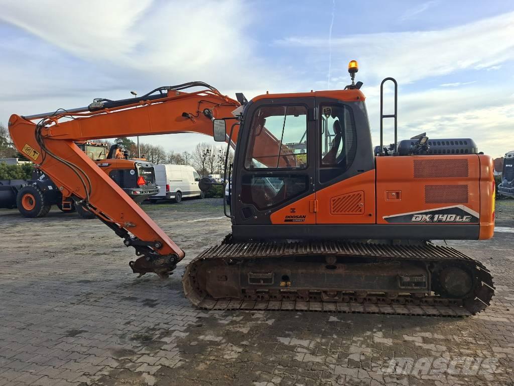 Doosan DX140LC-7 Bagri goseničarji