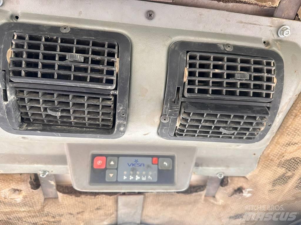 CAT 950 B Kolesni nakladalci