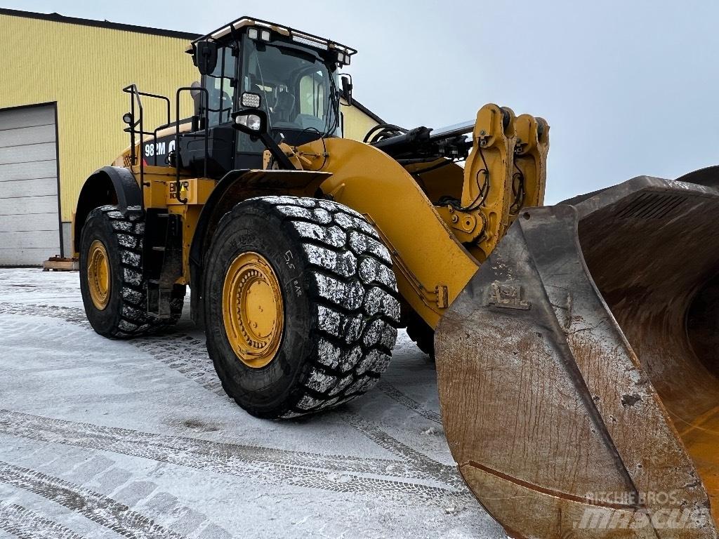 CAT 982 M Kolesni nakladalci