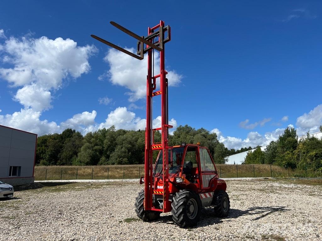 Manitou M30-4 ST3B Dizelski viličarji