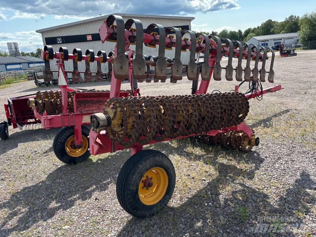 Väderstad ROLLEX 620 Valjarji