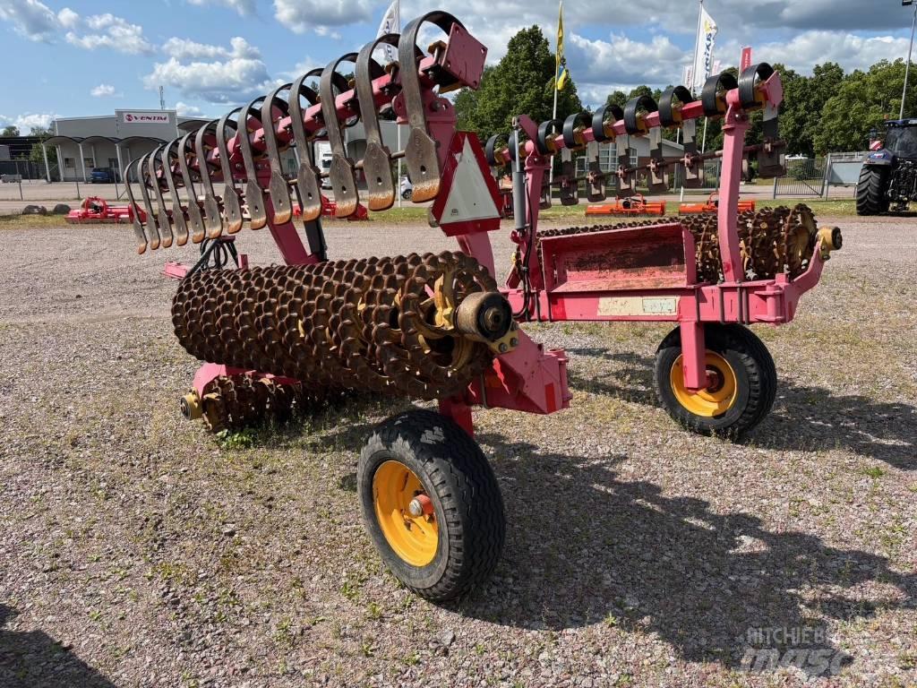 Väderstad ROLLEX 620 Valjarji