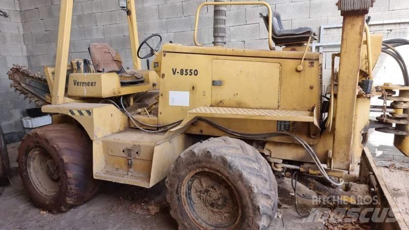Vermeer V8550 Freze za kopanje jarkov Trenčerji