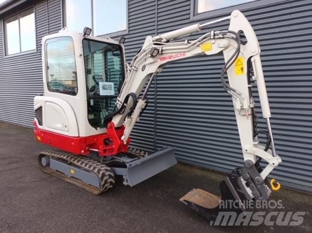 Takeuchi tb225 Mini bagri <7t