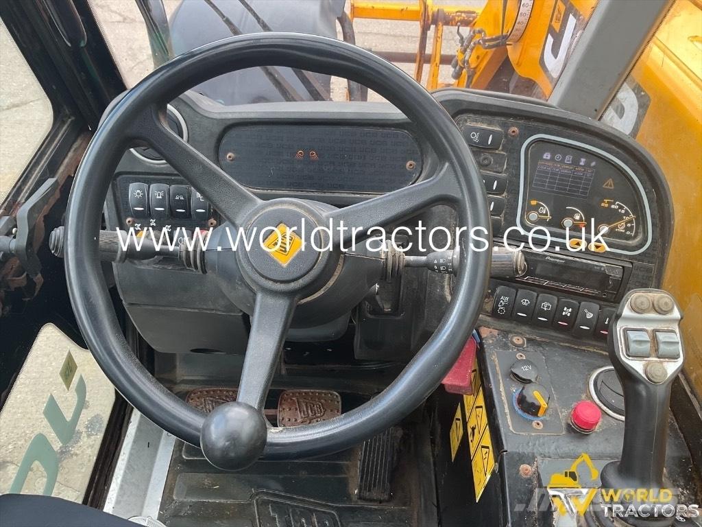 JCB 526-56 Agri Kmetijski teleskopski nakladalci
