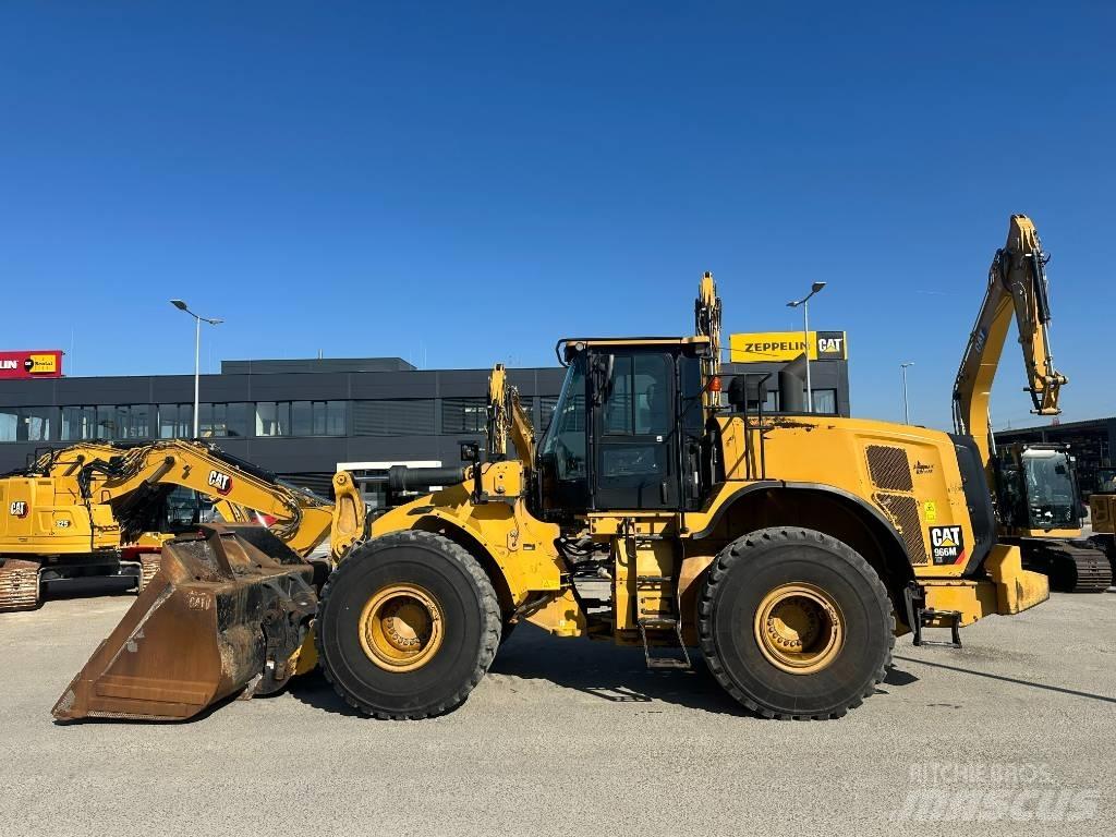 CAT 966 MXE Kolesni nakladalci