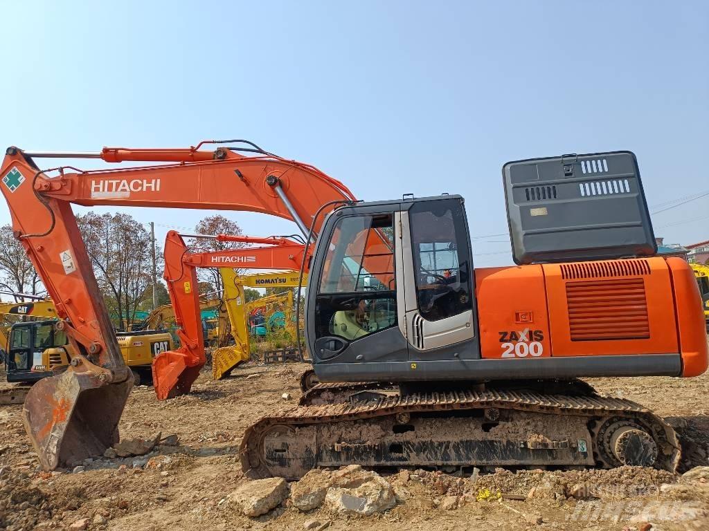 Hitachi ZX 200 Midi bagri 7t – 12t