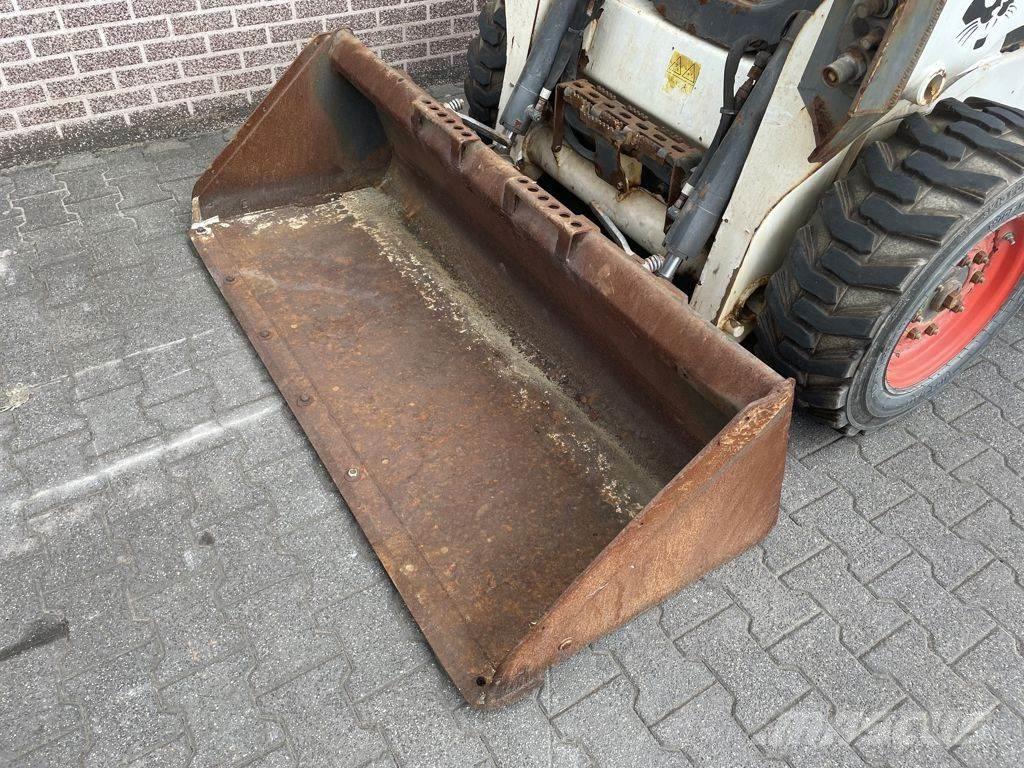 Bobcat S550 Skid steer mini nakladalci