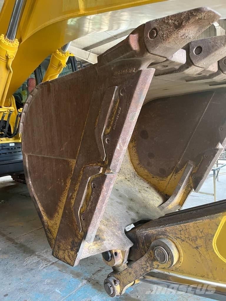 Komatsu PC 450 LC-8 Bagri goseničarji