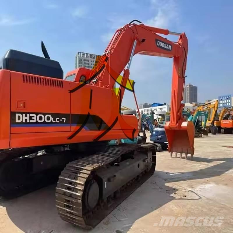 Doosan DH 300 LC-7 Bagri goseničarji