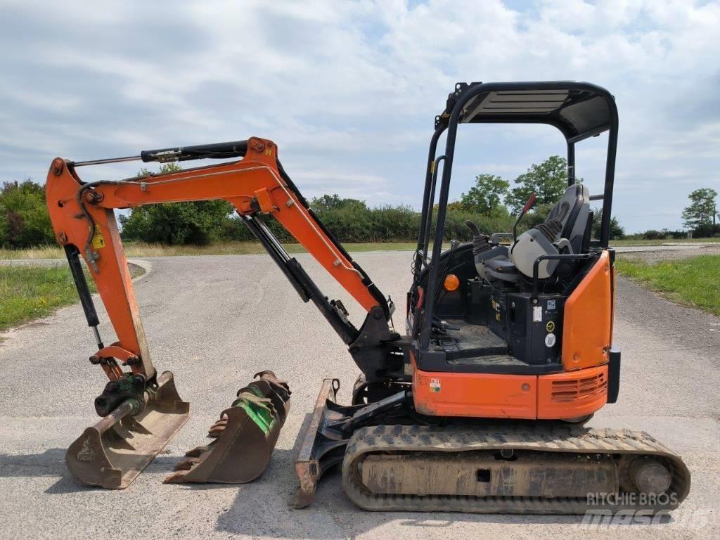 Hitachi ZX 26 U-5 A Mini bagri <7t