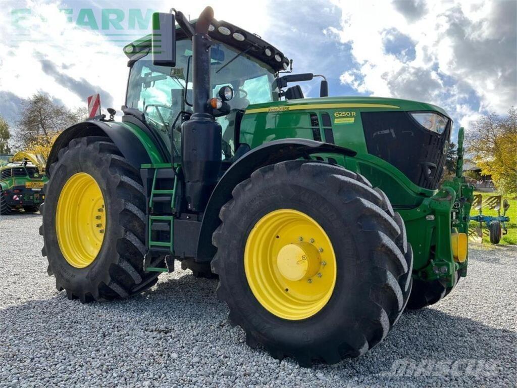 John Deere 6250r Traktorji
