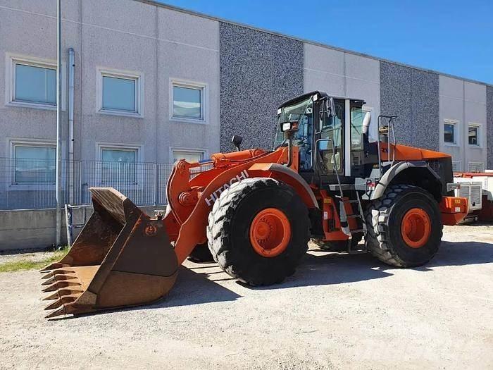 Hitachi ZW 310 Kolesni nakladalci
