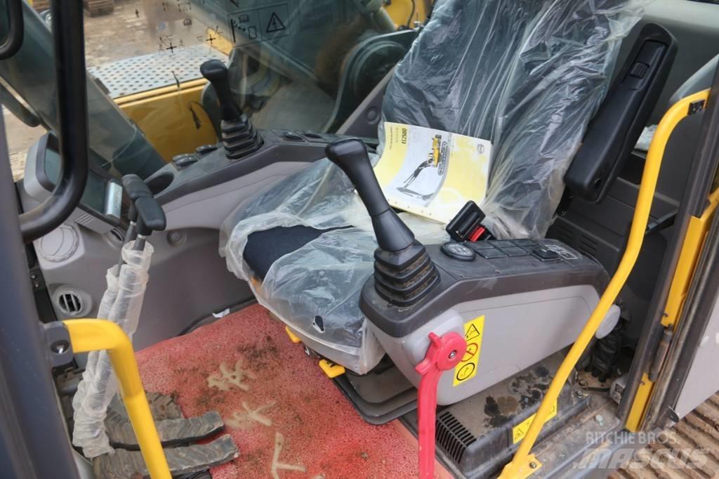 Volvo EC250 Bagri goseničarji