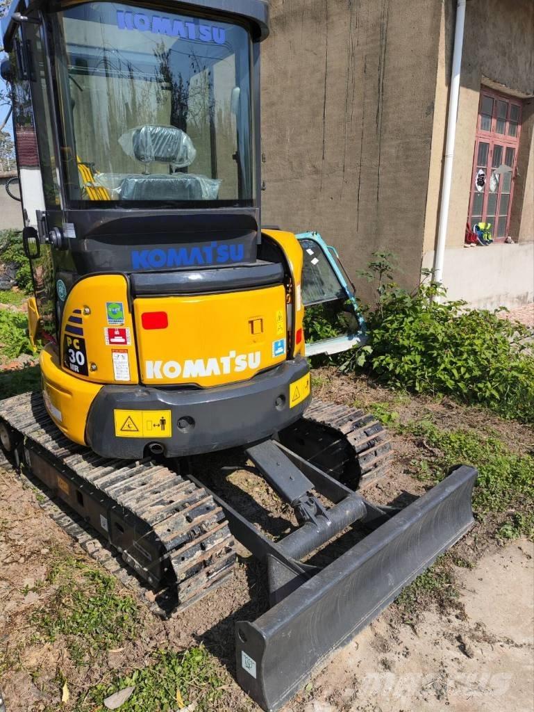 Komatsu PC 30 MR Mini bagri <7t