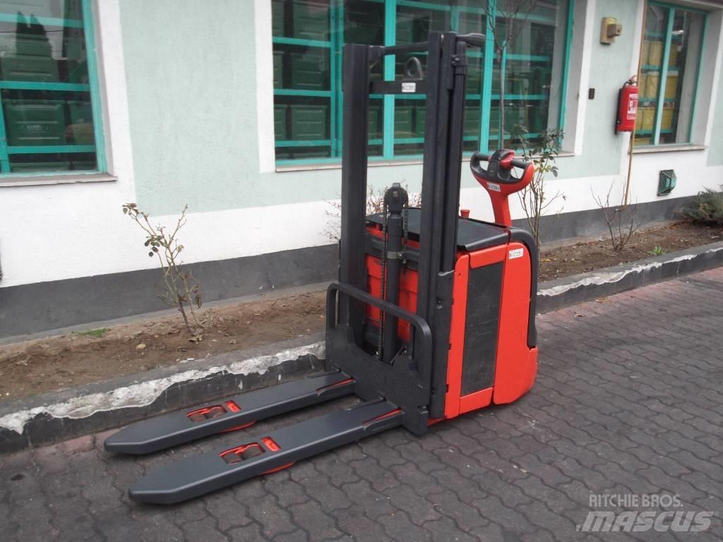 Linde L14 /372/ V-2391 Samopogonski ročni viličarji