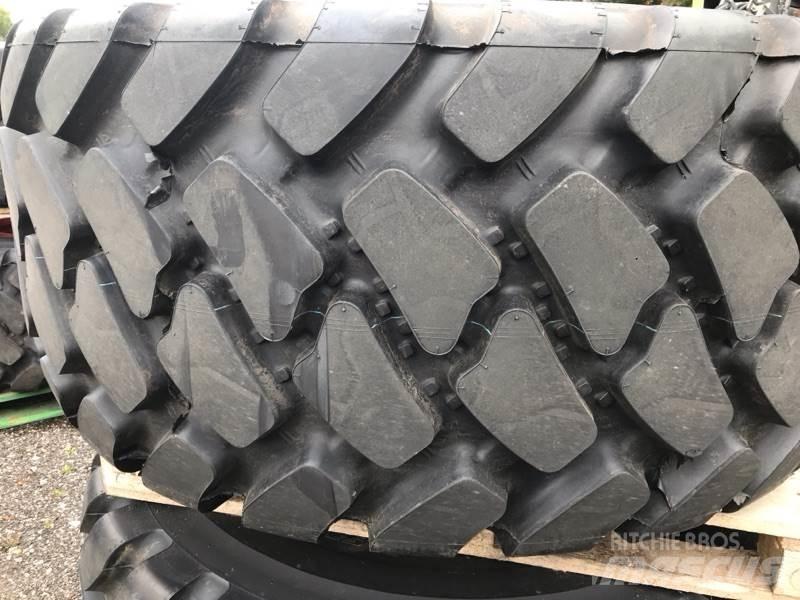 CLAAS Reifen Kolesni nakladalci