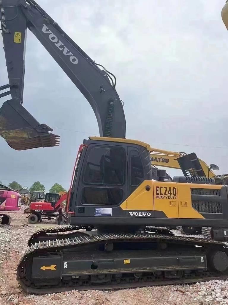 Volvo EC 240 C LD Bagri goseničarji
