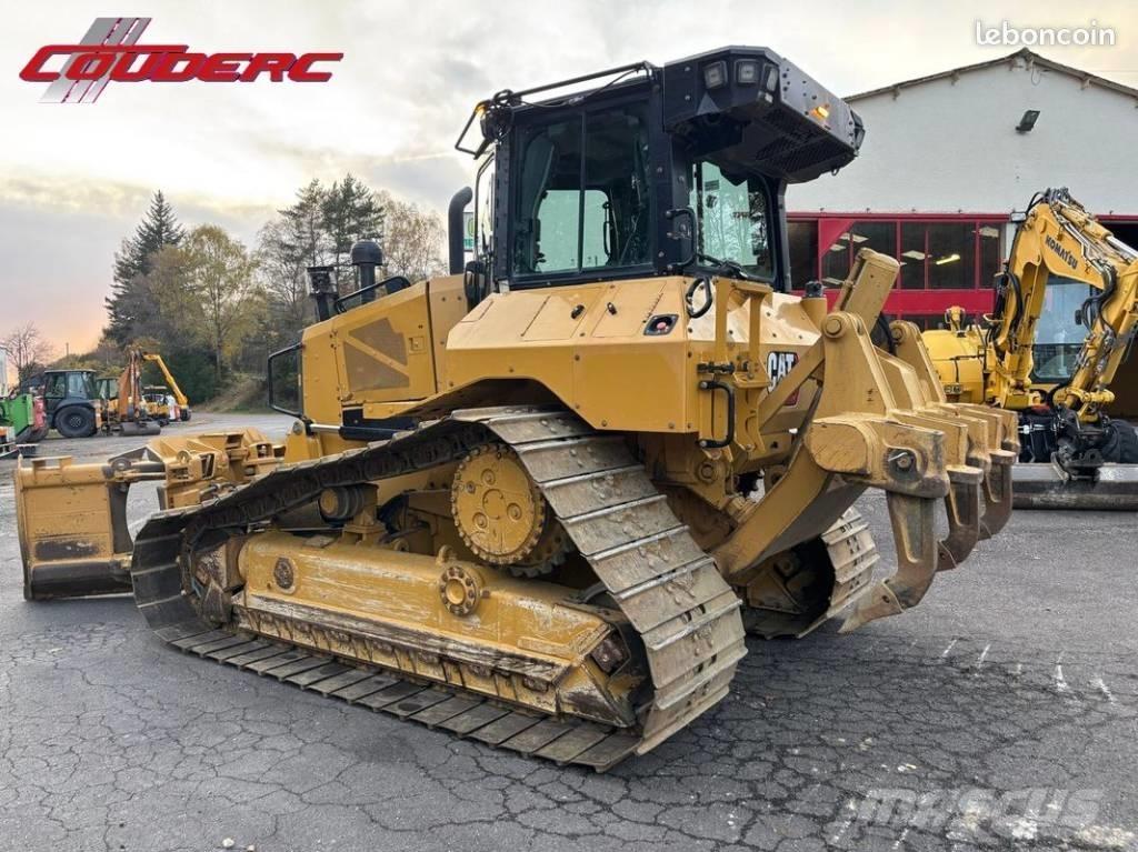 CAT D 5 Buldožerji goseničarji
