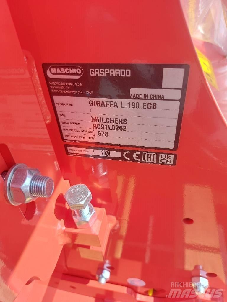 Maschio giraffa 190 Kosilnice za pašnike