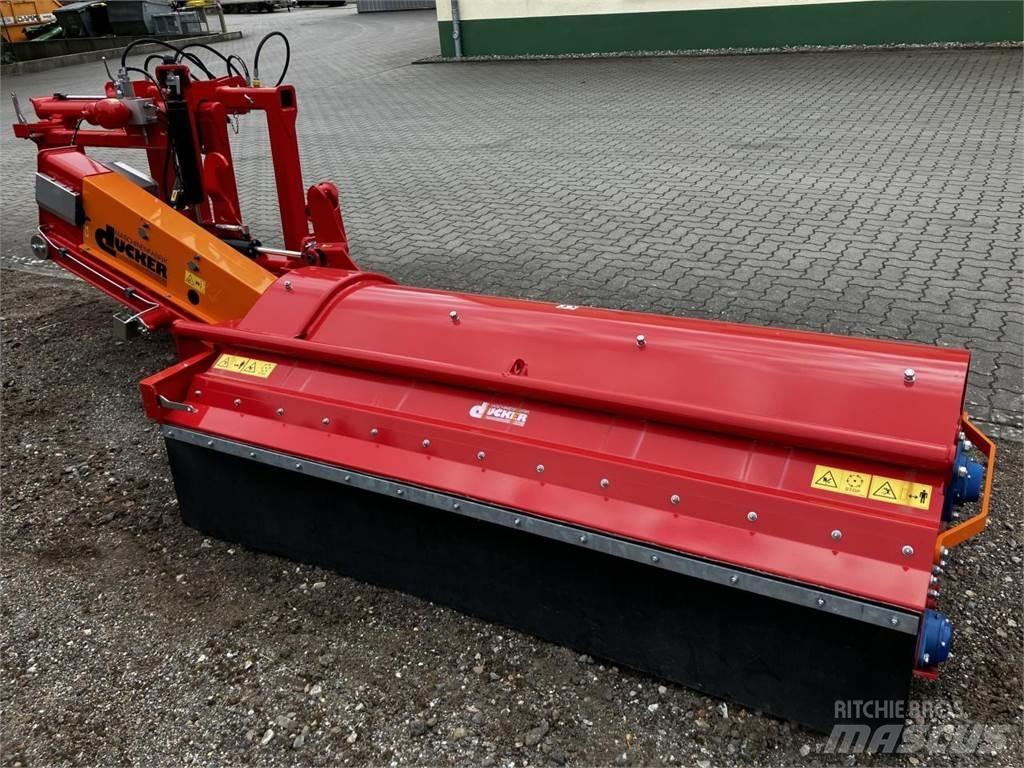Dücker USM-21 Kosilnice za pašnike