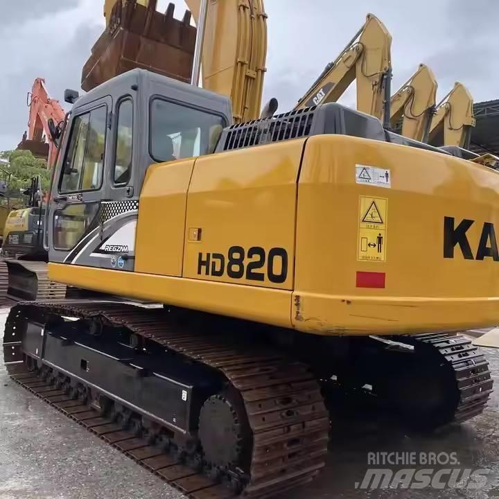 Kato HD820 Bagri goseničarji