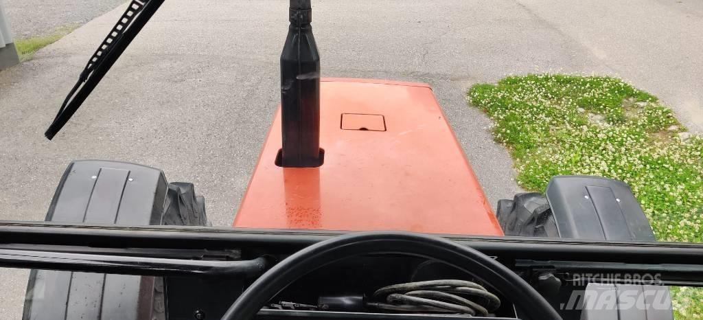 Fiatagri 82-94 DT Traktorji
