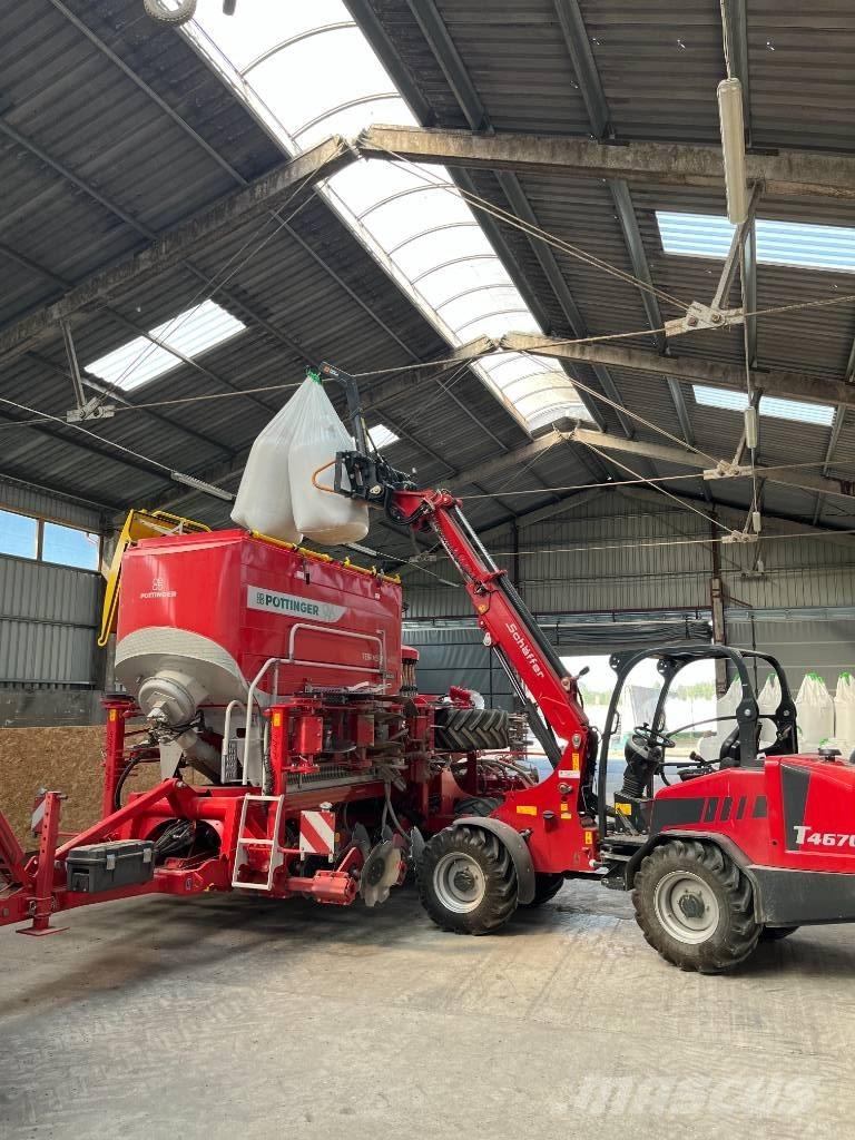 Schäffer T4670 Čelni nakladalci in kopači