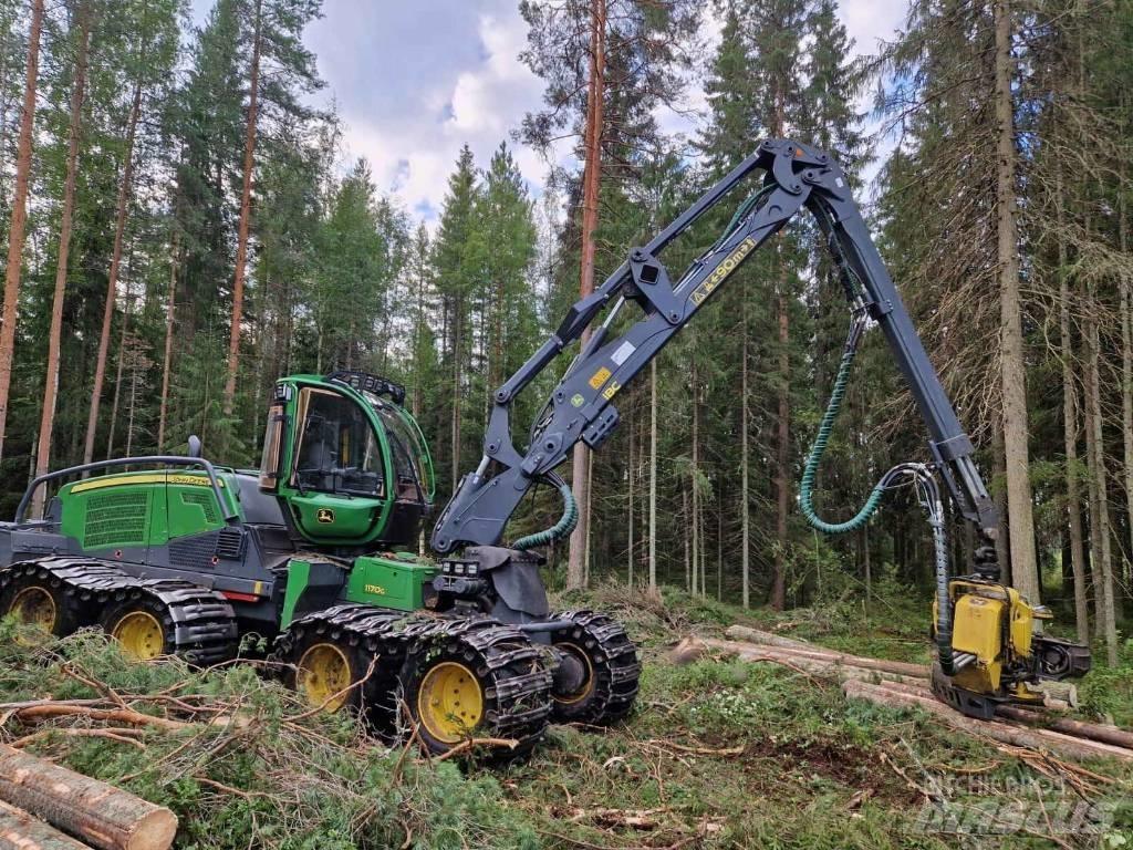 John Deere 1170 G Harvesterji