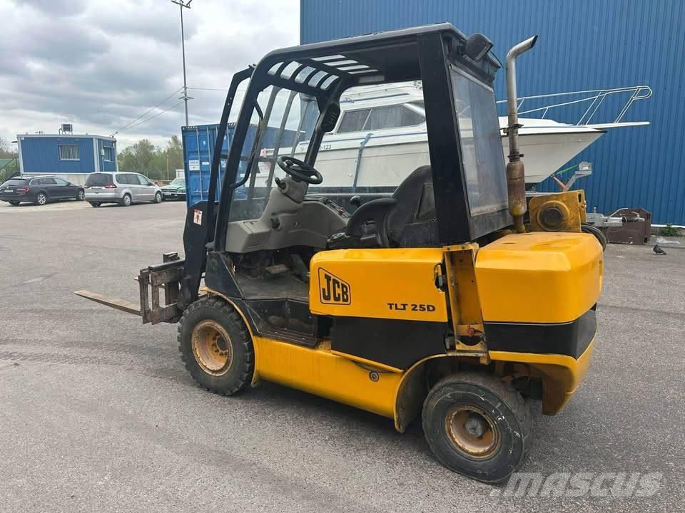 JCB TLT 25 D Teleskopski viličarji