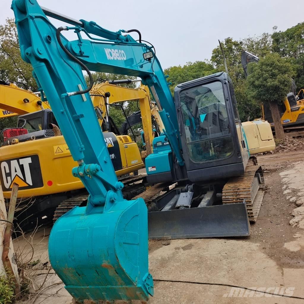 Kobelco SK 75 Bagri goseničarji
