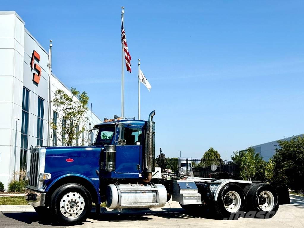 Peterbilt 388 Vlačilci