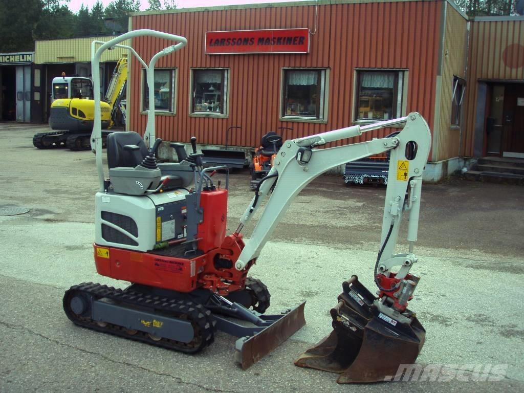Takeuchi TB 210 R Mini bagri <7t