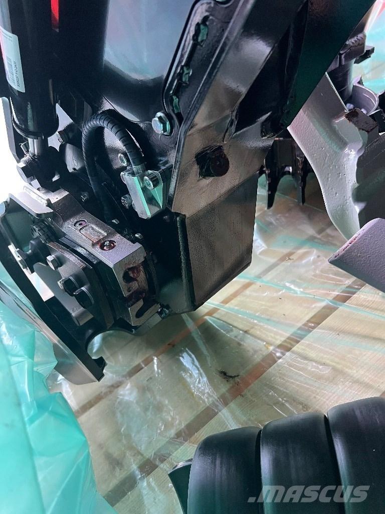 Komatsu C 144 Stroji za kleščenje