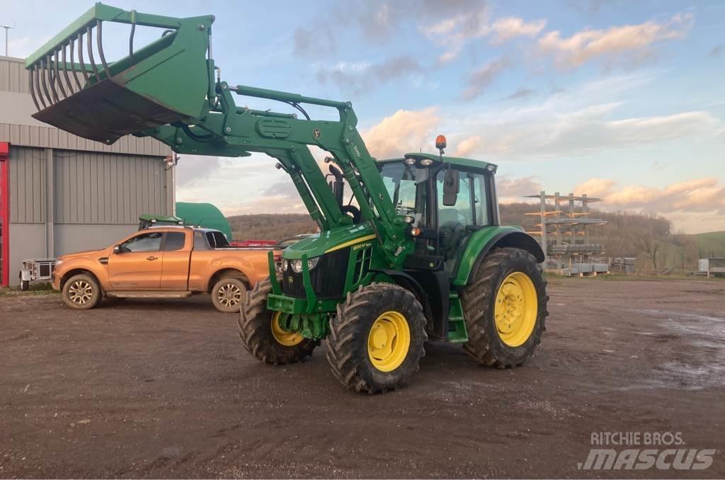 John Deere 6120M Traktorji